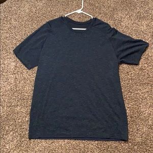 Lululemon T shirt